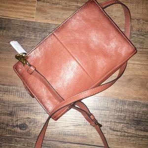 Frye Bags - FRYE LUCY CROSSBODY NWOT Frye Bags - FRYE LUCY CROSSBODY NWOT